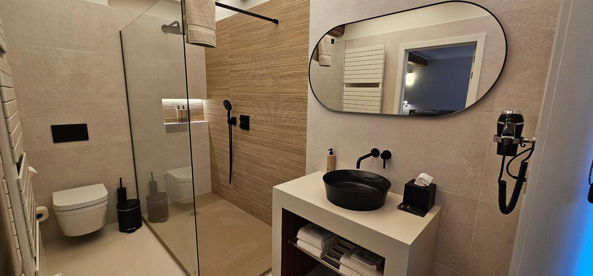 Guesthouse Bonheure บรูจส์ ภายนอก รูปภาพ