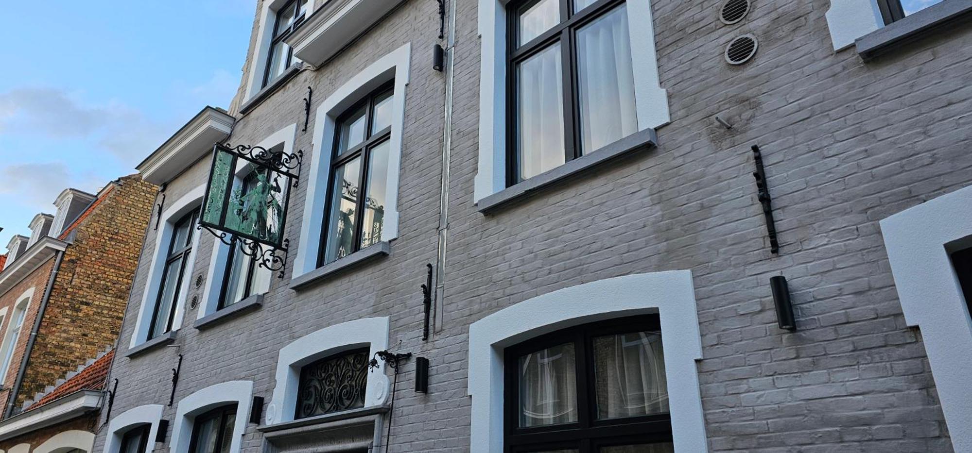 Guesthouse Bonheure บรูจส์ ภายนอก รูปภาพ